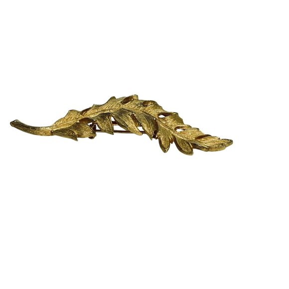 Vintage Coro Matte Finish Textured Gold Tone Leaf Brooch Dated 1961 (6088) - Picture 3 of 7